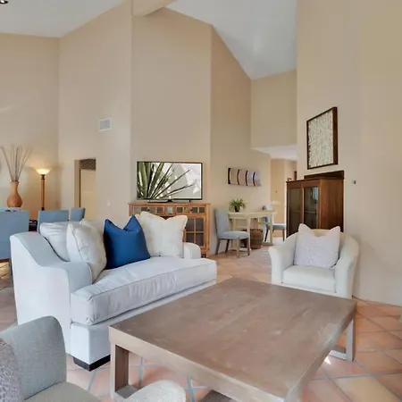 Captivating Lq Villa With Modern Upgrades